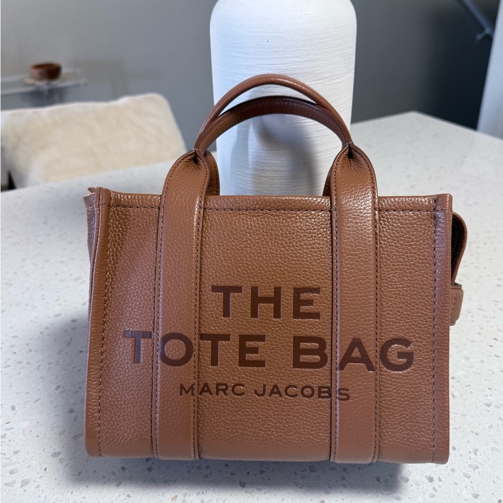 Marc Jacobs Brown Tote Bag